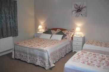 Rocksberry Bed & Breakfast