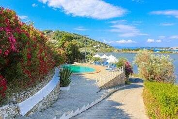 Villa Ariadni
