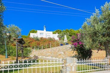 Villa Ariadni