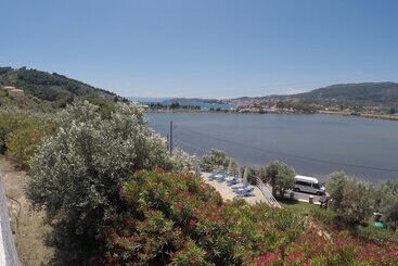 Villa Ariadni