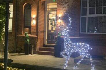 پانسیون 46 Ashfield Rd, Altrincham