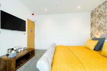 پانسیون 46 Ashfield Rd, Altrincham