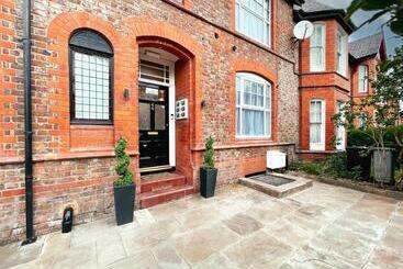 پانسیون 46 Ashfield Rd, Altrincham