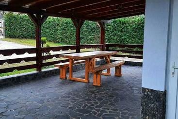 膳宿费 Cazare Luxandra