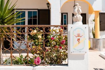 پانسیون Lemontree Eco Surfhouse
