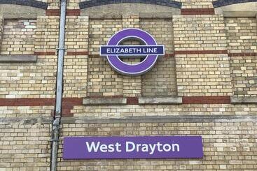 پانسیون Swan Guest House London   Heathrow