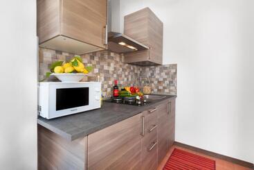 تختخواب و صبحانه Estate4home Sofia Flora