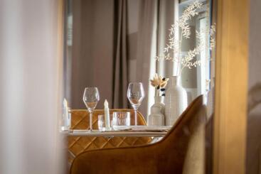 تختخواب و صبحانه Love Room Bohème Les Petits Plaisirs