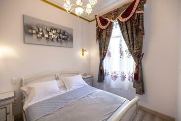 Пансион Appartement Maison De L église Du Couvent