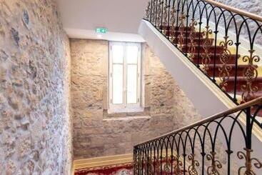 Пансион Appartement Maison De L église Du Couvent