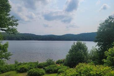 پانسیون Le Lodge Du Lac