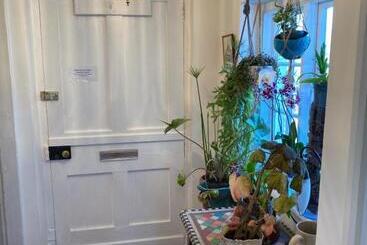 Art House B & B