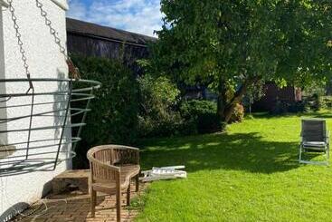 Art House B & B