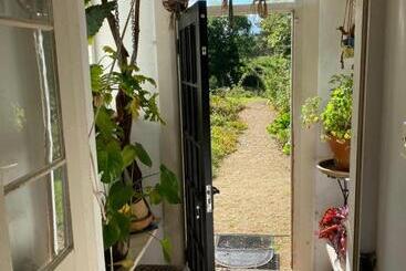 Art House B & B