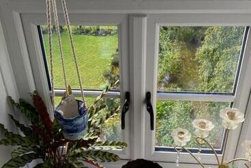 Art House B & B