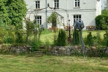 Art House B & B
