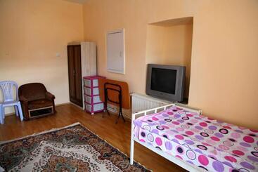 پانسیون Guest House Sunlight