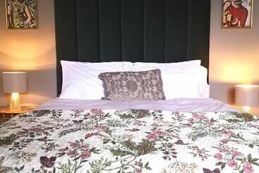 تختخواب و صبحانه R & R Bergerac