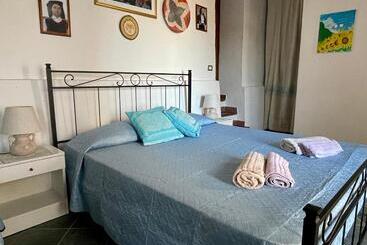 پانسیون Ginepro Room   Sapposentu Posada