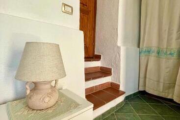 پانسیون Ginepro Room   Sapposentu Posada