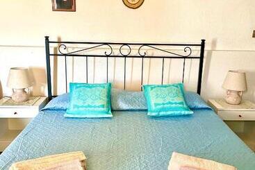 پانسیون Ginepro Room   Sapposentu Posada