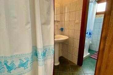 پانسیون Ginepro Room   Sapposentu Posada
