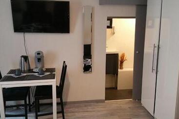 پانسیون Room In Spa