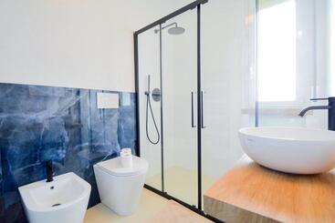 Prime Blue Suite   Appartamenti Con Jacuzzi Privata