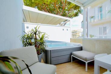 Prime Blue Suite   Appartamenti Con Jacuzzi Privata