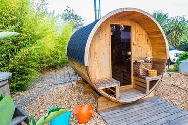 تختخواب و صبحانه Seeds Of Silence Boutique Hotel & Retreat Center Near Olhao