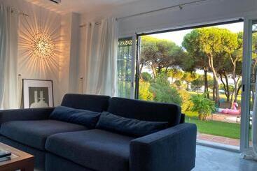 تختخواب و صبحانه Villa De La Luz Luxury Guesthouse