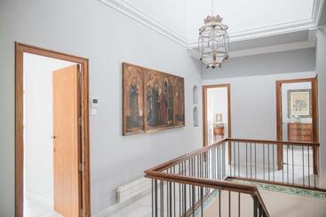 تختخواب و صبحانه Villa Dora