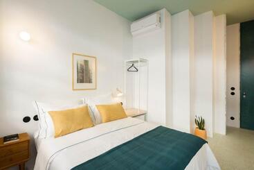 هتل Covelo  The Original Rooms And Suites
