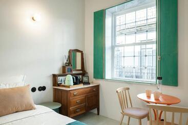 هتل Covelo  The Original Rooms And Suites