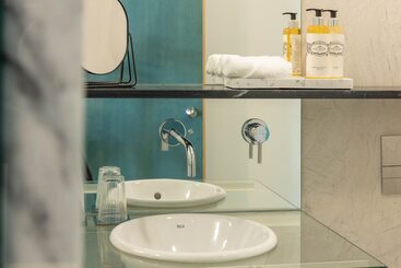 هتل Covelo  The Original Rooms And Suites