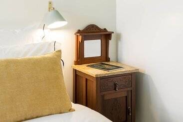 هتل Covelo  The Original Rooms And Suites