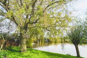 تختخواب و صبحانه Stay Inn Harlingen