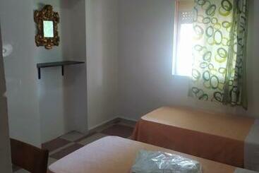 هتل Hostal Finca Mirador