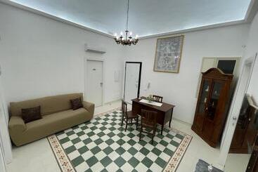 پانسیون Casa Crispi