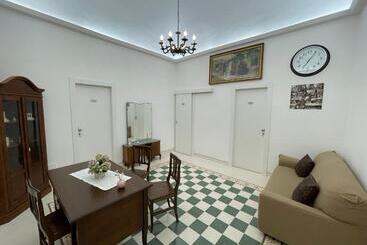 پانسیون Casa Crispi