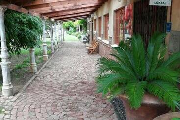 پانسیون Gracias Guest House