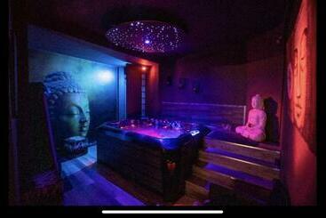 پانسیون Loveroom21