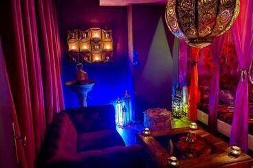 پانسیون Loveroom21