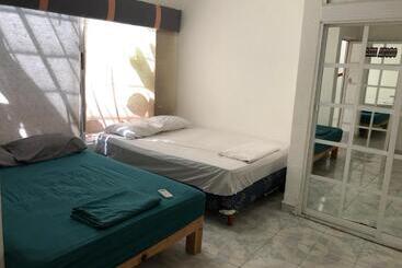 پانسیون Mini Hostal Cultural De Mazatlán