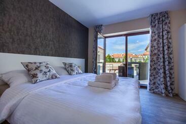 پانسیون Penzion A Restaurace Feldsberg