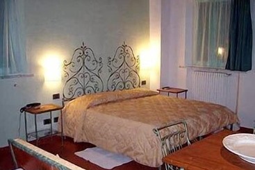 Antica Corte Hotel Residence Di Charme Ferrara