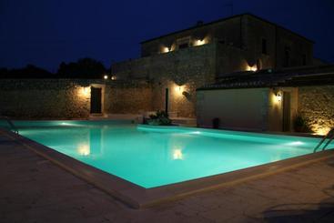 تختخواب و صبحانه Casina Di Grotta Di Ferro