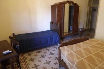 تختخواب و صبحانه I Cavalieri Di Malta