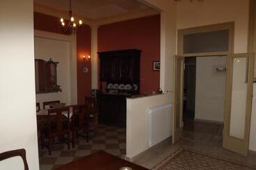 تختخواب و صبحانه I Cavalieri Di Malta