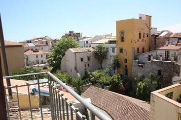 تختخواب و صبحانه I Cavalieri Di Malta